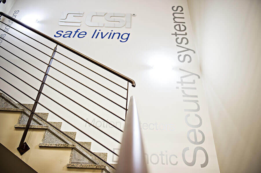CSI Safe Living Personalizzazione sede interno branding